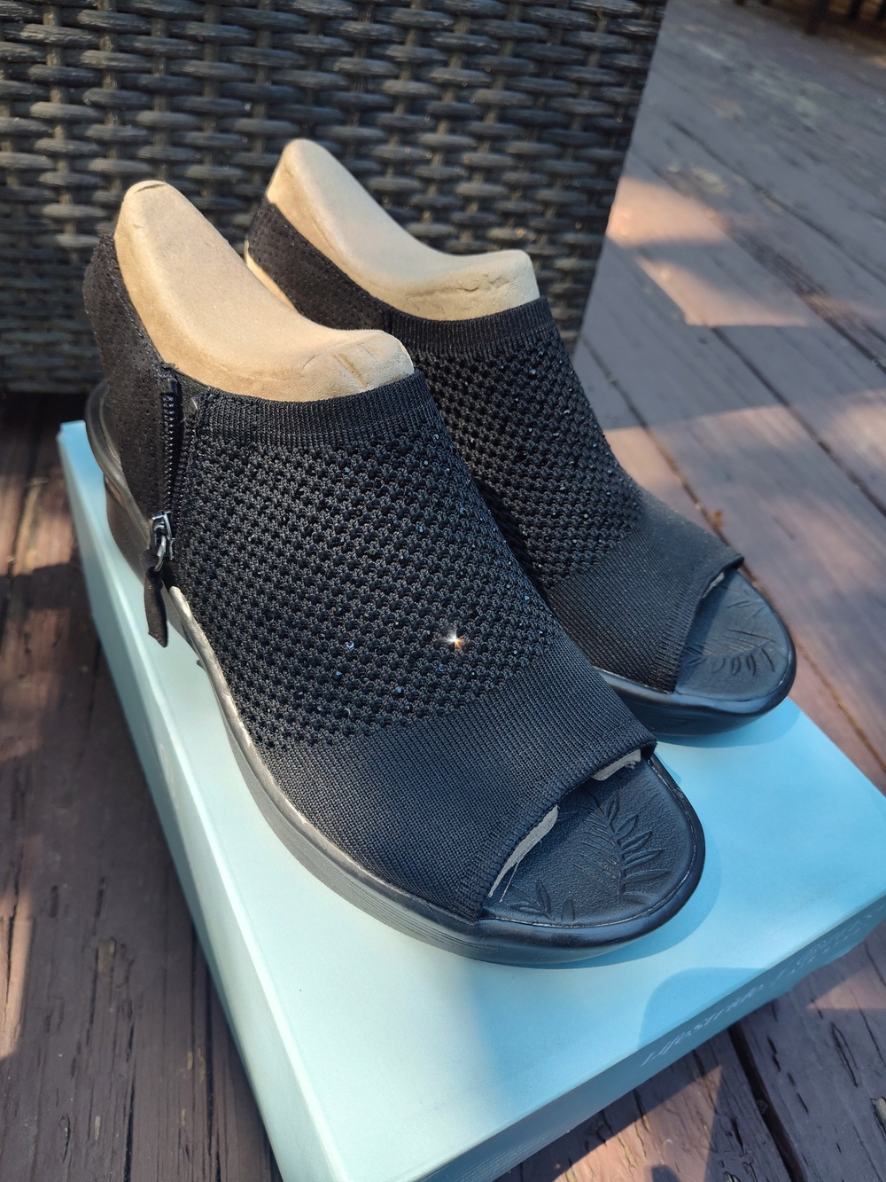 Lifestride Bzees Black Knit Peep-Toe Slip-On